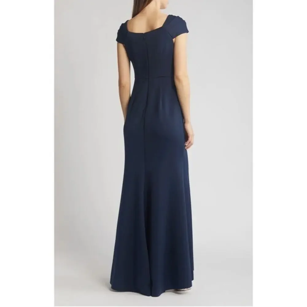 Eliza JWrap Neckline Scuba Crepe Gown Navy Size 2‎ NWT